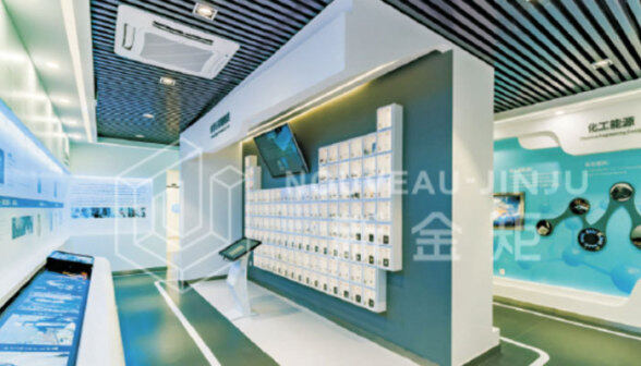 大型商業(yè)空間室內(nèi)外環(huán)境的藝術(shù)設(shè)計置景及施工維護